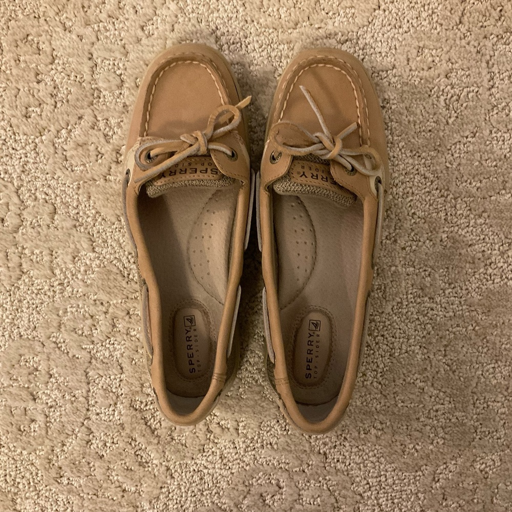 Sperry Topsiders Boat Shoes size 6 in Tan color